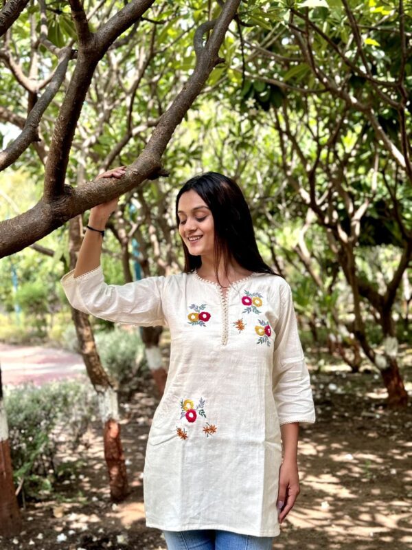Breezy Khadi Tunics – Summer-Ready Comfort
