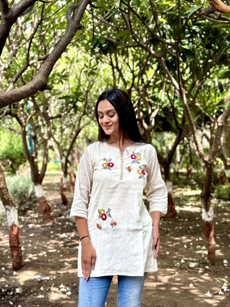 Breezy Khadi Tunics – Summer-Ready Comfort